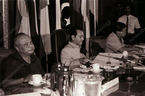 MESYUARAT MAJLIS TERTINGGI UMNO