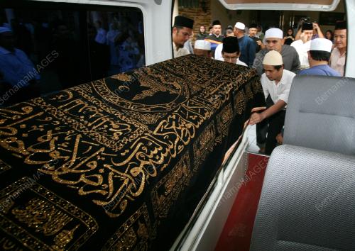 JENAZAH TUN SYED AHMAD SHAHABUDIN
