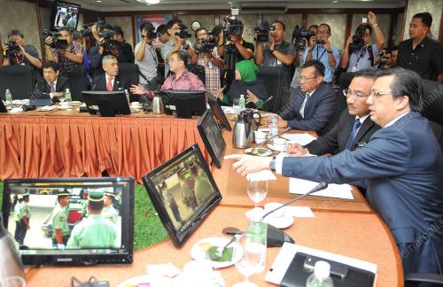 KL12_07082014_MH17