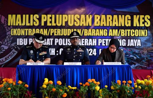 DATUK HUSSEIN OMAR KHAN