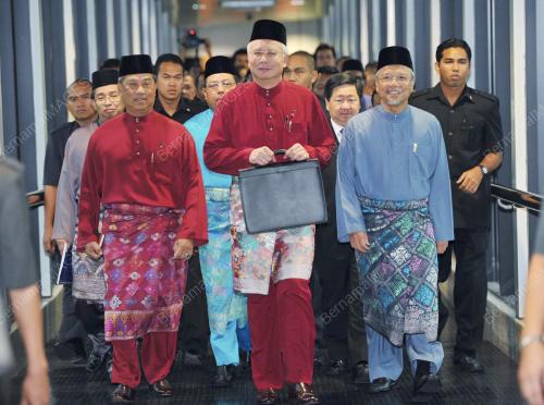 MOHD NAJIB TUN ABDUL RAZAK