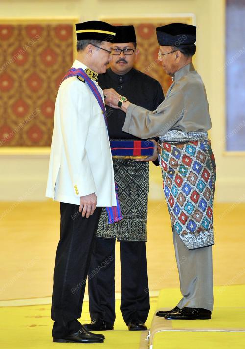 KL12_07112013_AGONG_PINGAT