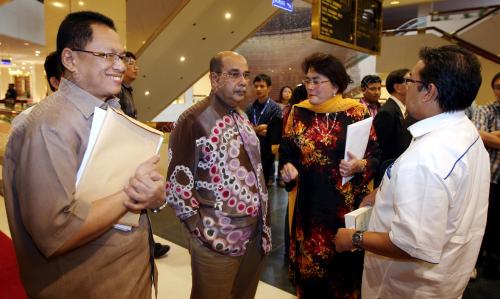 MOHD NAJIB TUN ABDUL RAZAK