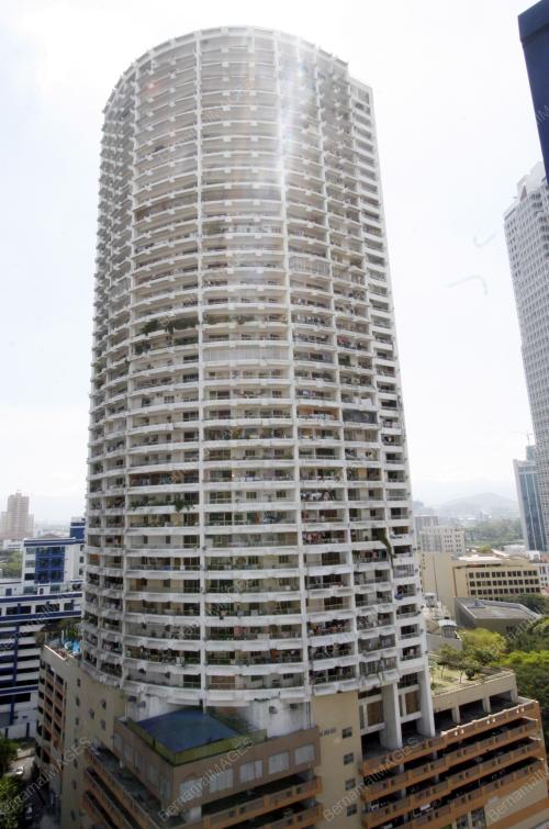 MENARA ONE CITY