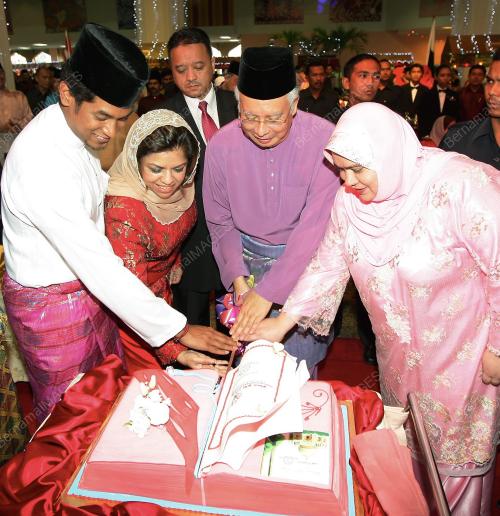 MOHD NAJIB TUN RAZAK