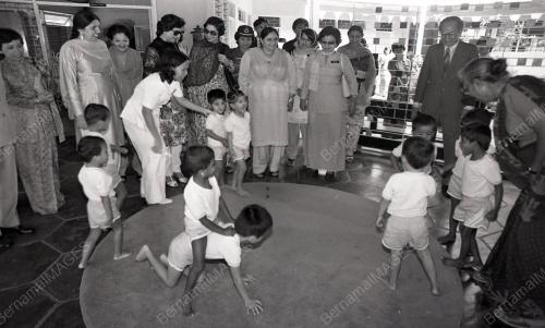 PRESIDEN PAKISTAN MUHAMMAD ZIA-UL-HAQ