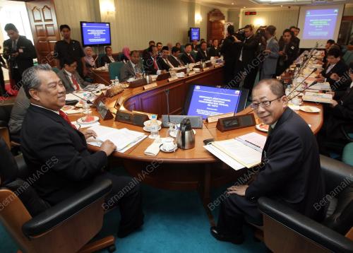 MUHYIDDIN MOHD YASSIN