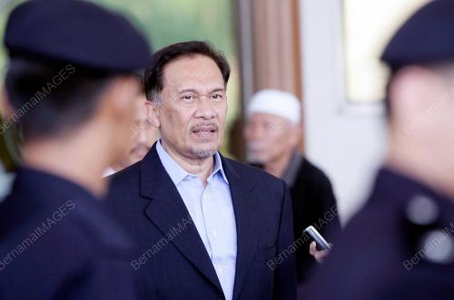 ANWAR IBRAHIM