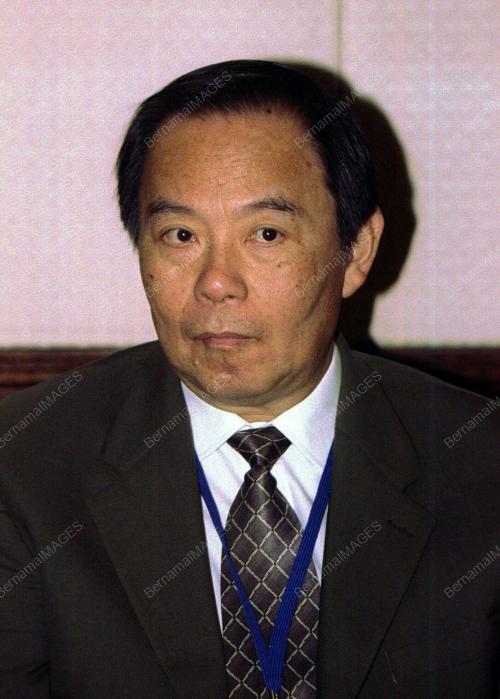 DR NOORDIN SOPIEE