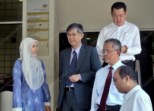 KL12_09032017_MAHKAMAH