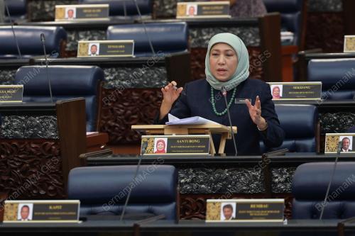 DATUK SERI NANCY SHUKRI