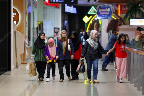TINJAUAN PERSIAPAN HARI RAYA