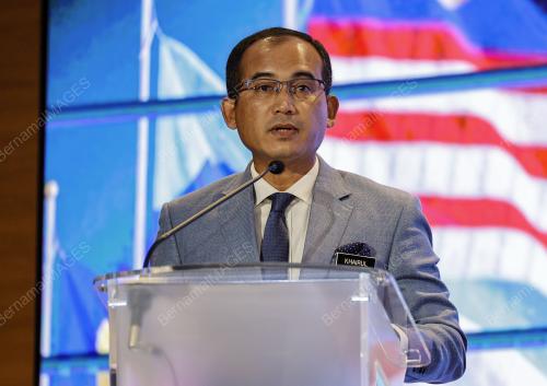 DATUK SERI KHAIRUL DZAIMEE DAUD