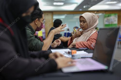 INISIATIF SARINGAN KESIHATAN MENGESAN PENYAKIT KRONIK