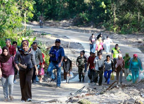 MANGSA PULANG KE RUMAH