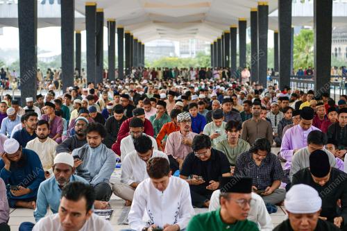 SOLAT AIDILFITRI