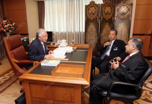 MOHD NAJIB TUN RAZAK