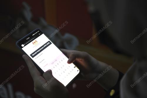 SEMAKAN KEPUTUSAN SPM DALAM TALIAN