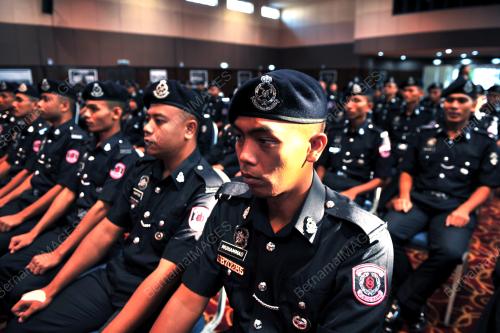 KL12_10082012_POLIS