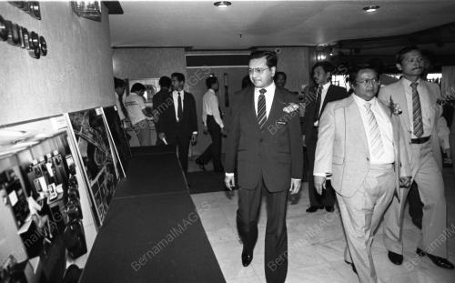 KL12_11032015_PELATIH