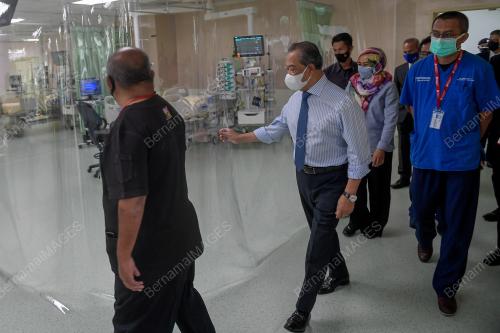 TAN SRI MUHYIDDIN YASSIN
