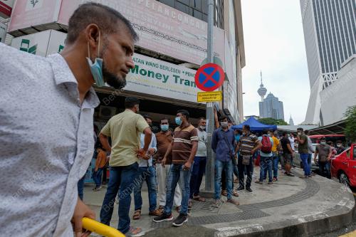 JALAN SILANG IBARAT BANDAR KECIL DHAKA
