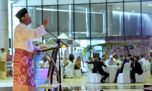 KL12_11082015_SHABERY