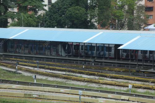 LRT KELANA JAYA TERGENDALA