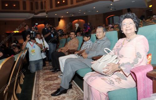 TUN MAHATHIR MOHAMAD