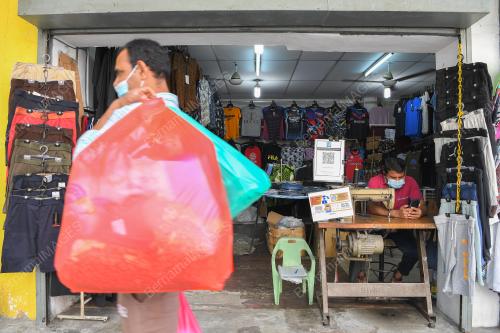 TINJAUAN PENJAJA WARGA ASING