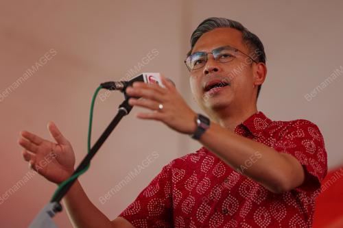 FAHMI FADZIL