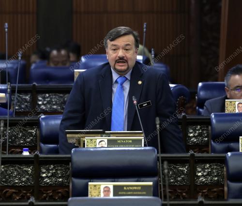 DATUK SERI AMIR HAMZAH AZIZAN