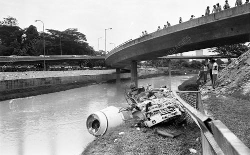 KL12_12102015_KEMALANGAN
