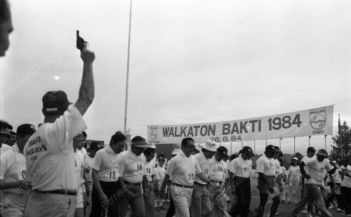 KL12_12102015_WALKATHON