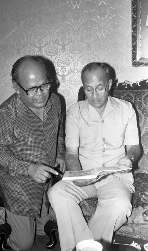 KL12_13012015_LANCAR_BUKU