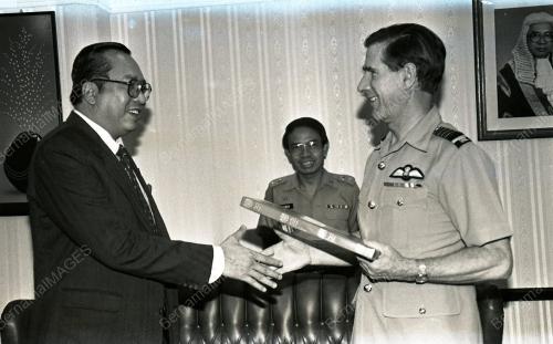 KL12_130390_MINDEF