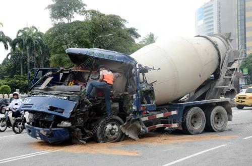 KL12_13052015_KEMALANGAN