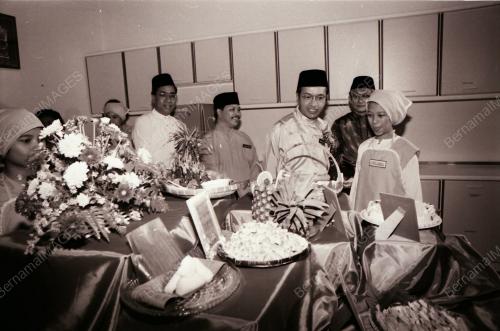 DATO' SERI DR. MAHATHIR BIN MOHAMAD