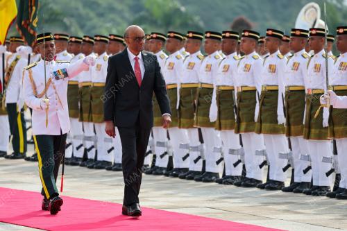 THARMAN SHANMUGARATNAM