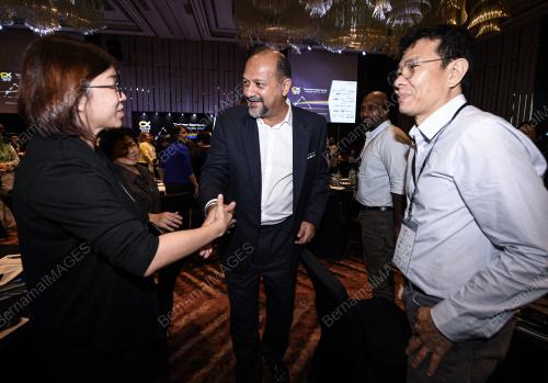 KL12_13112019_CX_SUMMIT_BN201911127437