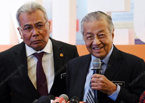 TUN DR MAHATHIR MOHAMAD