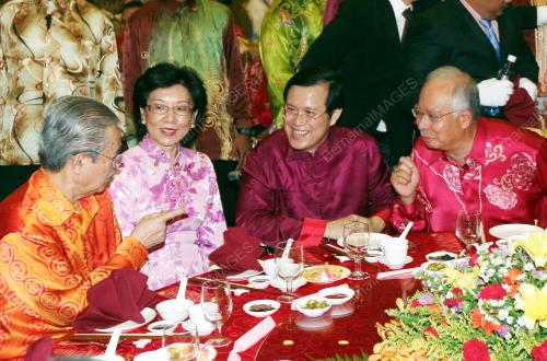 MOHD NAJIB TUN ABDUL RAZAK