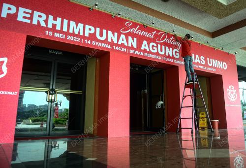 PERSIAPAN PERHIMPUNAN AGUNG KHAS UMNO