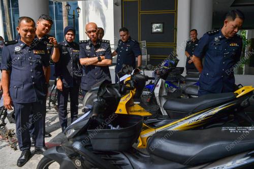 ACP AHMAD SUKARNO MOHD ZAHARI