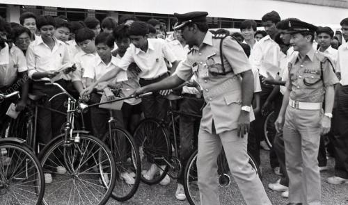 KEMPEN KESELAMATAN JALAN RAYA