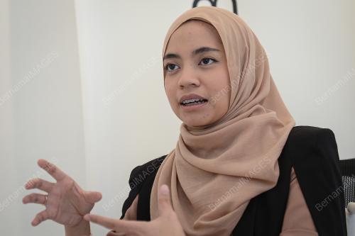 AIN NURINA MD YAZID