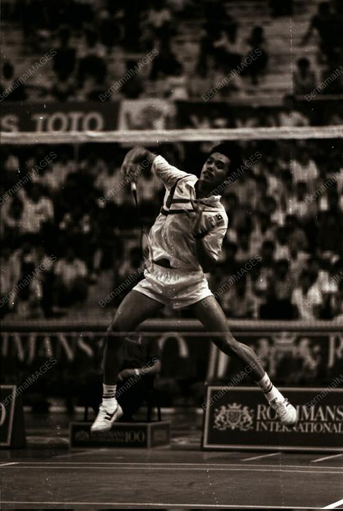 BADMINTON TERBUKA