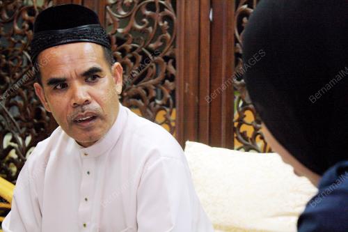 KHAMIS YASIM