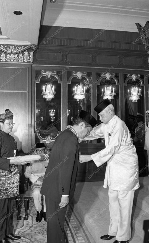 KL12_16012015_PINGAT_KEBESARAN