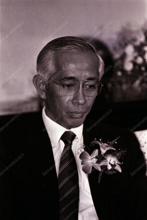 DATUK SERI SAMY VELLU